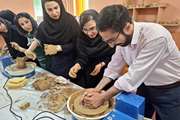 کارگاه آموزشی سفال‌گری باچرخ درکانون چهارمحال و بختیاری  برگزار شد